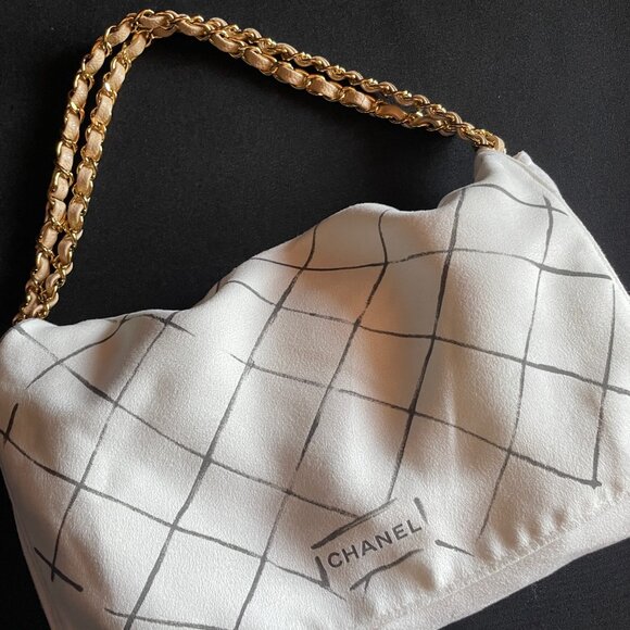 NEW CHANEL Classic Caviar Medium Double Flap Bag Beige Clair Gold Hardware - Picture 6 of 16